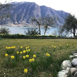 Big With View And Three Bedrooms Sala Comacina
